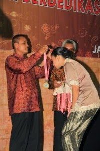 Pelepasan SMAN 101 Jakarta Barat: Kita bersatu pada songsong masa depanberprestasi