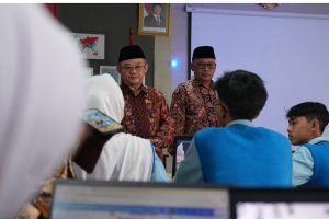 Mendikdasmen Menegaskan Kualitas Pendidikan Sekolah Negeri dan Swasta Setara