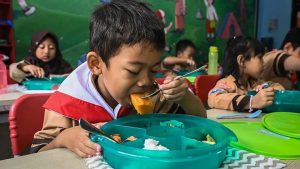 Program Makanan Bergizi Gratis: Dibagi 3 Sesuai Jenjang Sekolah, Simak Jadwalnya