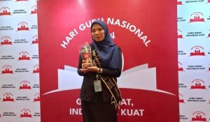 Prestasi Gemilang! Tiga Guru Kota Semarang Diganjar Penghargaan Nasional