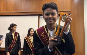Hebat! Siswa SMAN 5 Parepare Raih Juara Utama Duta Prestasi di Malaysia