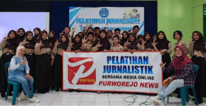 Pelatihan Jurnalistik OSIS SMPN 6 Purworejo: Mencetak Penulis Muda Berprestasi