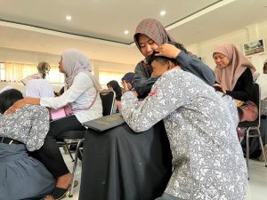 Polres Cimahi Warnai Parenting di SMAN 3 dengan Edukasi dan Tangis Bahagia