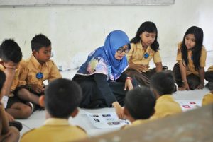 Ingin Jadi Guru? Ini Syarat Penting yang Wajib Kamu Penuhi