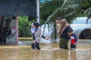 Banjir Ganggu Proses Belajar, Sekolah Wajib Terapkan Metode Daring