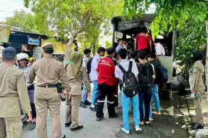 Bolos Sekolah! Puluhan Pelajar di Lamongan Diciduk Satpol PP