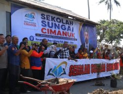 Sekolah Sungai Cimanuk Dorong Siswa Cinta Alam Lewat Gerakan Menanam Pohon