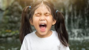 Panduan Praktis Melatih Anak Agar Tidak Tantrum di Tempat Umum