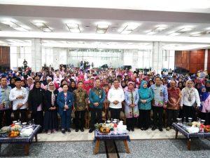 Cegah Kesepian Lansia, Menteri Wihaji Dirikan Sekolah Khusus di Jaktim