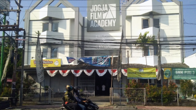 Akademi-Film-Yogyakarta-678x381 (1)