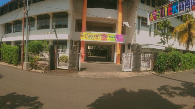 Sekolah-Tinggi-Arsitektur-YKPN--678x381 (1)