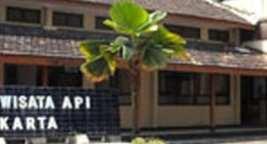 Update Terbaru Biaya Kuliah Sekolah Tinggi Ilmu Ekonomi Pariwisata Api (STIE PAR API) TA 2025/2026