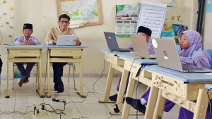 Kisah Guru Inspirasi yang Berhasil Raih Beasiswa S2 Indonesia Bangkit