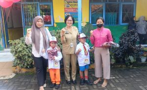 Pemerintah Gulirkan Program Seragam Gratis untuk Dukung Pendidikan Anak