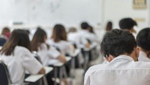 Polemik Pendidikan di Kawasan Konservasi: DPR Minta Pemerintah Tuntaskan Masalah Sekolah