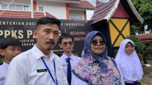 Sekolah Rakyat di Padang Bantu Siswa Terdampak Banjir Agam Ikuti Ujian