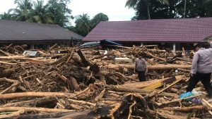 Sekolah Hanyut Diterjang Banjir, Ujian Dipindahkan ke Sekolah Lain