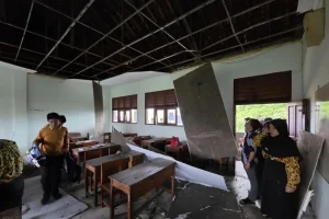 Insiden Plafon Sekolah di Tangerang Lukai Enam Siswa