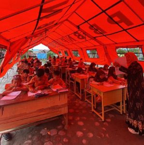 Aktivitas Belajar Mengajar Masih Berlangsung di Tenda BPBD