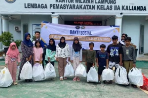 Lapas Kalianda Dukung Masyarakat, Salurkan Bantuan Sembako dan Alat Sekolah