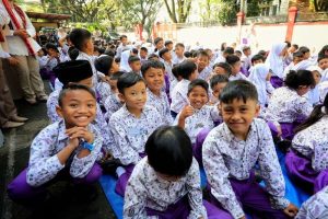 Sekolah Kembali Aktif, Siswa Antusias Jalani Hari Pertama Pasca Lebaran