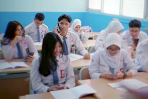 Sekolah Jakarta Terapkan Aturan Ketat Penggunaan Gawai di Jam Pelajaran