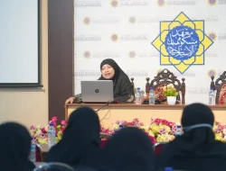 Sekolah Binaan Berbasis Kesehatan Reproduksi FK UNAIR Dorong Kesadaran Kesehatan Santri