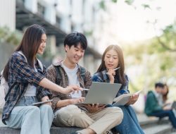 Kuliah Sambil Kerja di Pekanbaru? Ini Daftar Universitas dengan Jadwal Fleksibel