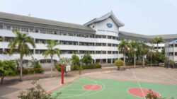 Perbandingan SMA Negeri dan SMA Swasta