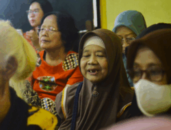 Sekolah Lansia Semar Yogyakarta Dorong Warga Senior Tetap Sehat, Aktif, dan Mandiri