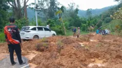 Banjir dan Longsor Pesisir Selatan, 500 Rumah Terdampak