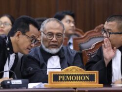 MK Soroti Bukti Pendidikan Gibran, Permohonan Sengketa Pemilu 2024 Tak Dapat Diterima